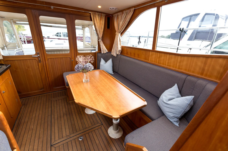 hausboot-alexis-sitzecke