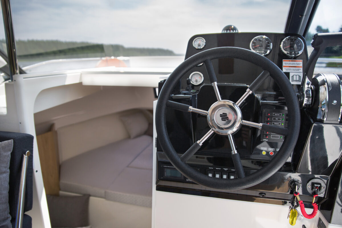 aussensteuerstand-suncamper-hausboot