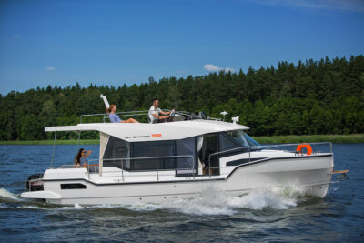 Suncamper 35 Balt Yacht Hausboot - Houseboat Holidays Italia