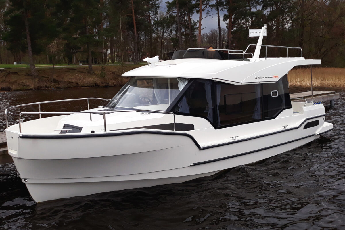sundcamper-35-hausboot-italien