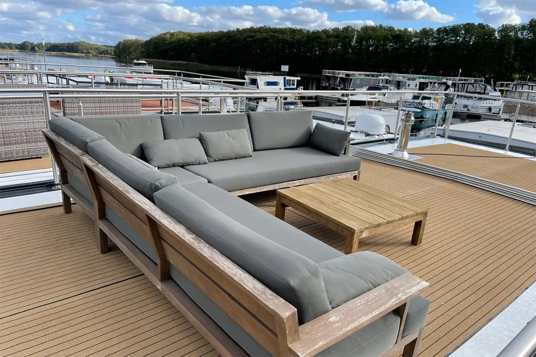 Dachterrasse Lounge Hausboot Ariella