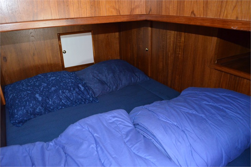 bravoure34-drait82-kabine-doppelbett-unterflur