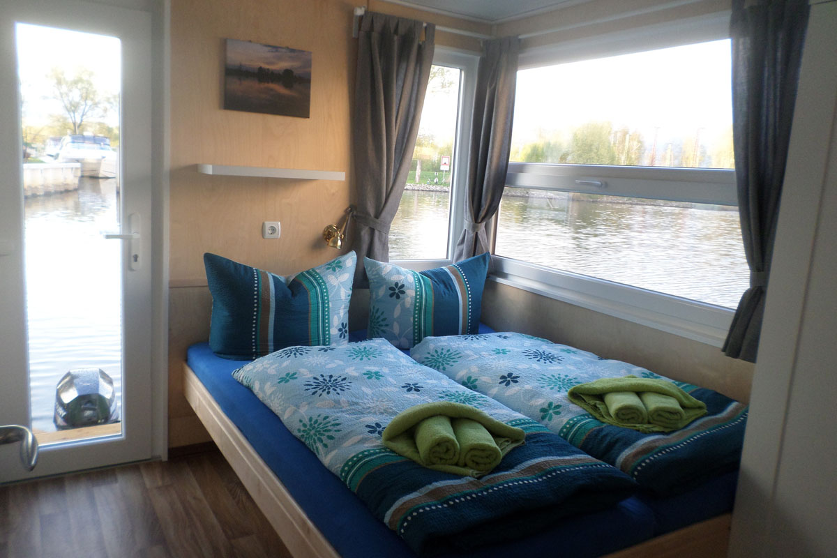 Kabine mit Doppelbett Bungalowboot Peene