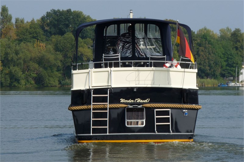 Black-Pearl_Heckansicht