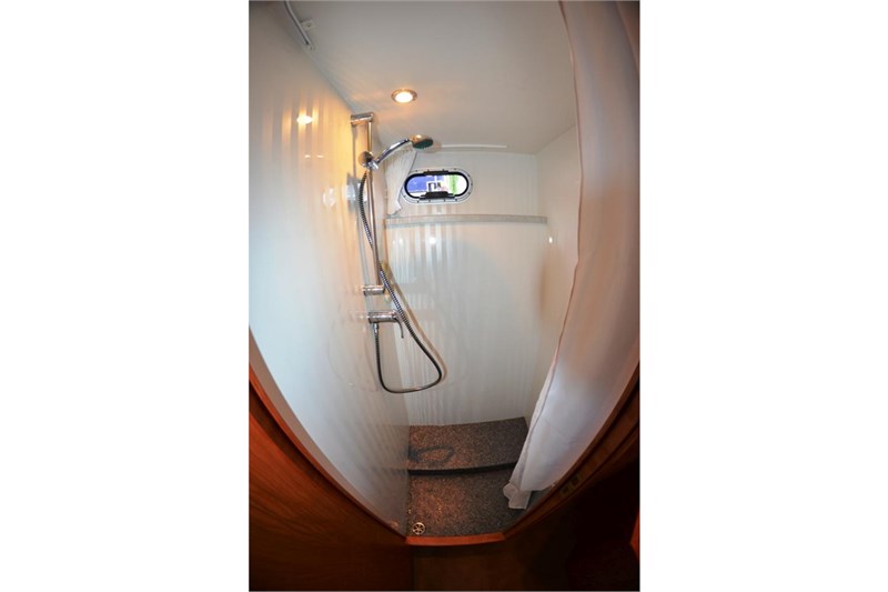 Concordia_112_AC_MS_Undine-Dusche