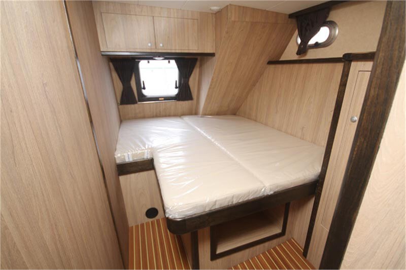 Gruno_32_Excellent_Ada-doppelbett-heck