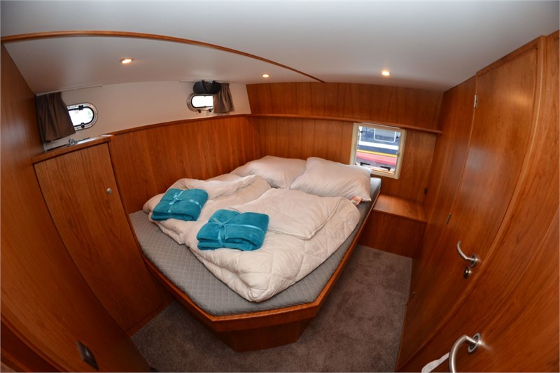 Yacht_Concordia_102AC_Andrea_B-Heckkabine