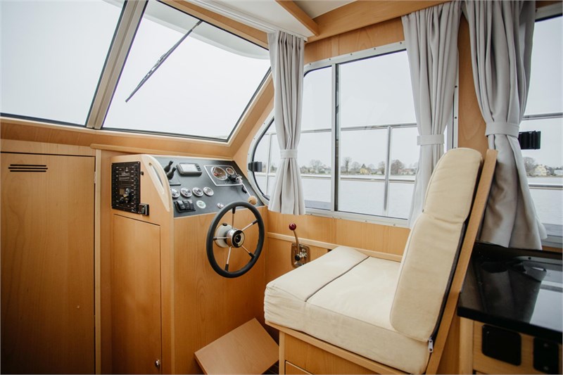 Yacht_Scandinavia_950_Hanna-Steuerstand