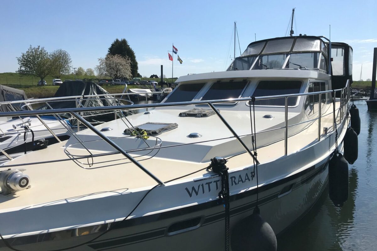 hausboot-jupiter-bugbereich