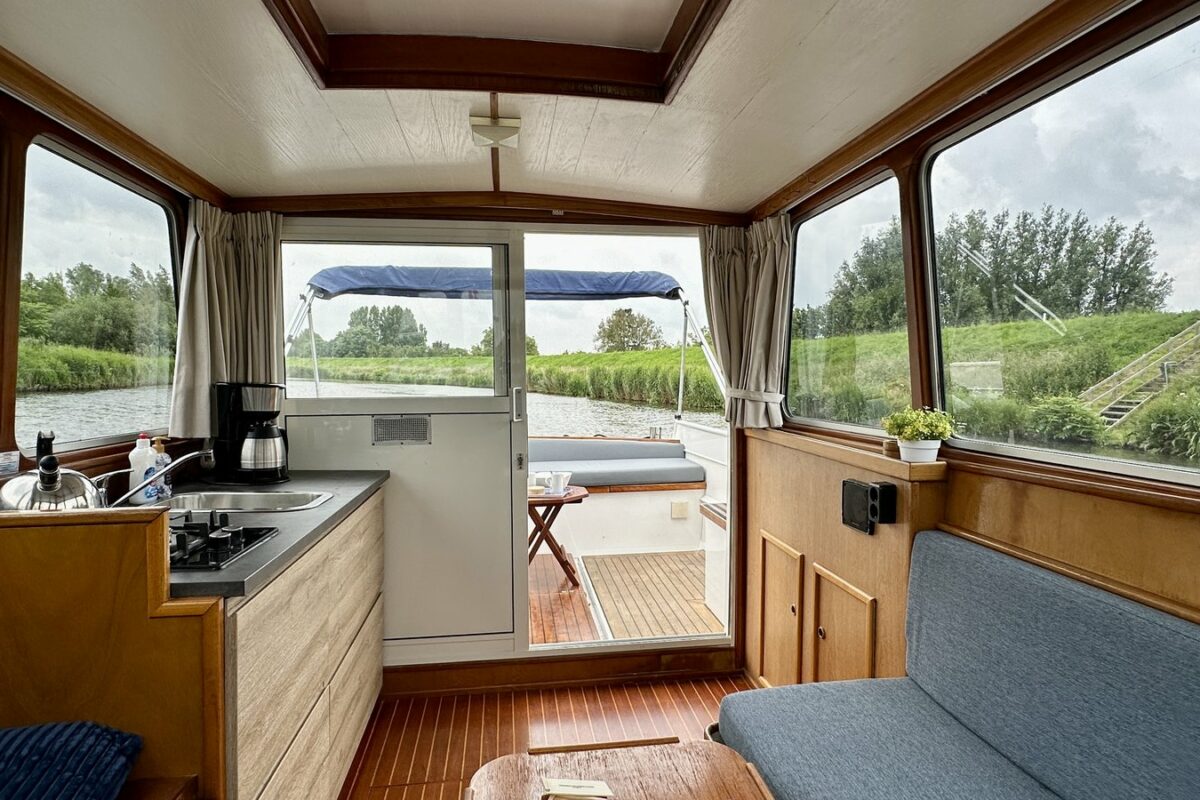 hausboot_pluto_blick_terrasse_2