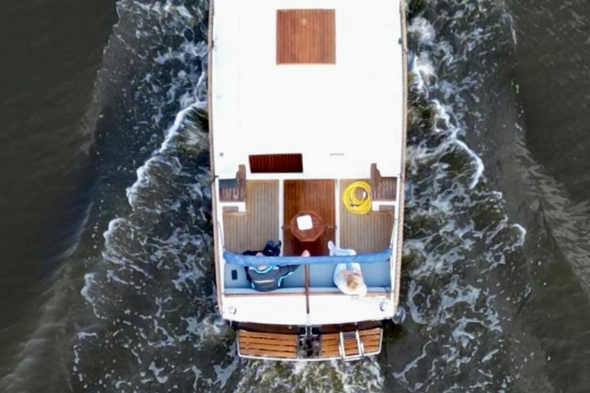 hausboot_pluto_vogelansicht
