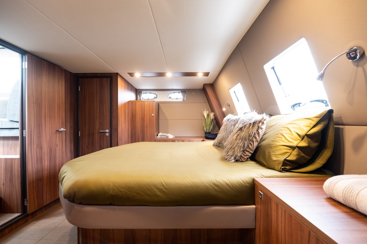 kabine-doppelbett-boot-alegria