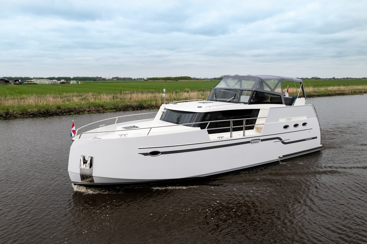 motoryacht-alegria-friesland