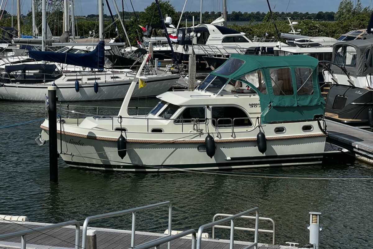 linssen-309-simba-am-steg