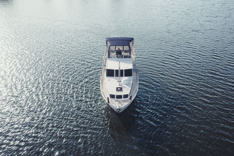 motoryacht-anabell-bugansicht