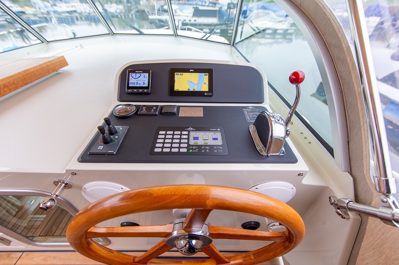 linssen-boot-steuer-glenfiddich
