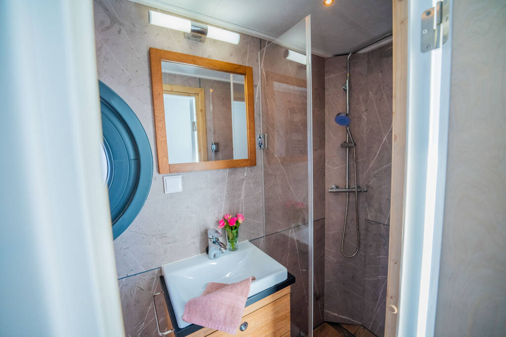dusche-woma-13-roma