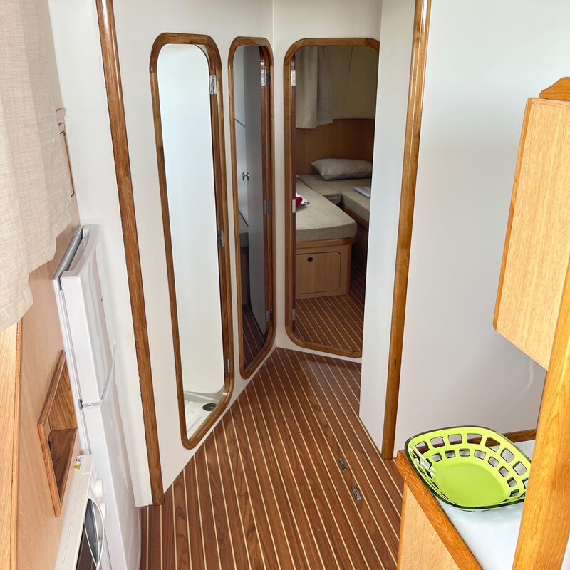 Flur auf Hausboot Tip Top Plus