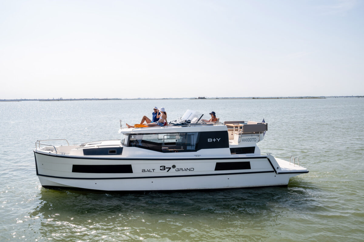 Hausboot Grand 37 mieten Italien