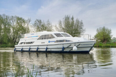 Hausboot Classique Star in Fahrt