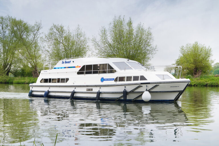 Hausboot Crusader unterwegs