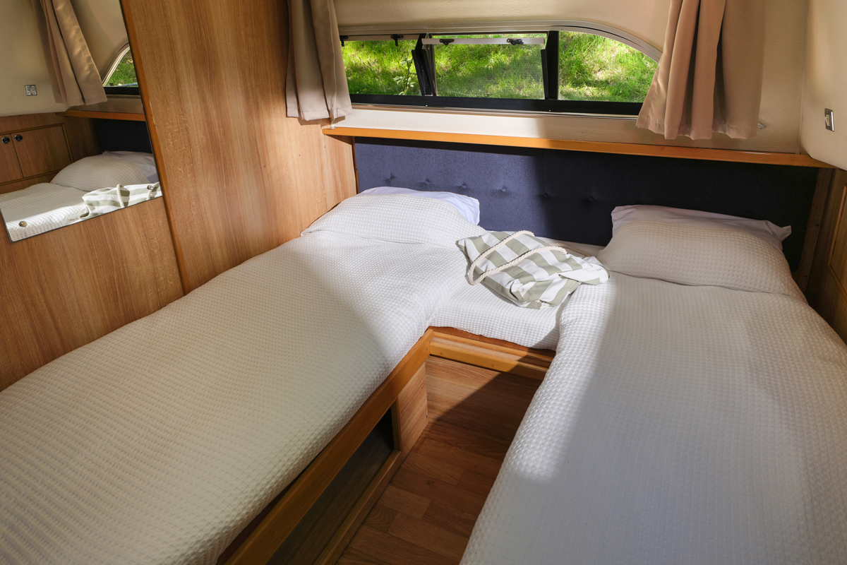 Heckkabine Hausboot Clipper