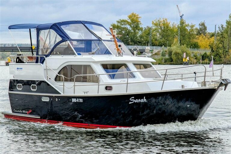 Motoryacht Concordia 92 AC Sarah - Unruh Marine