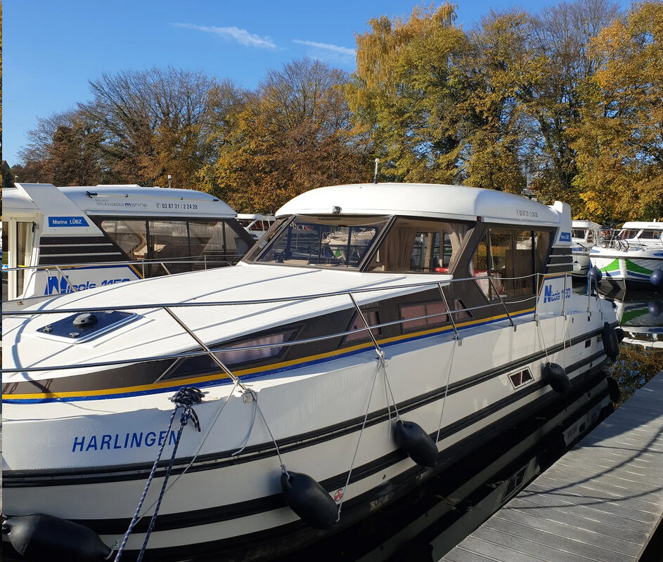 Hausboot Sedan 1160 am Steg