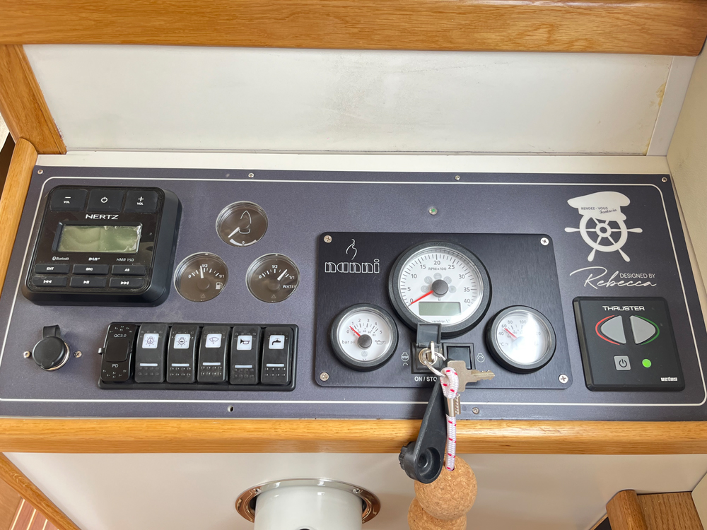 Steuerstand Hausboot Tip Top Plus