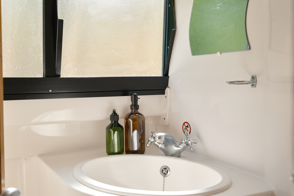 Waschbecken Bad Magnifique Boot