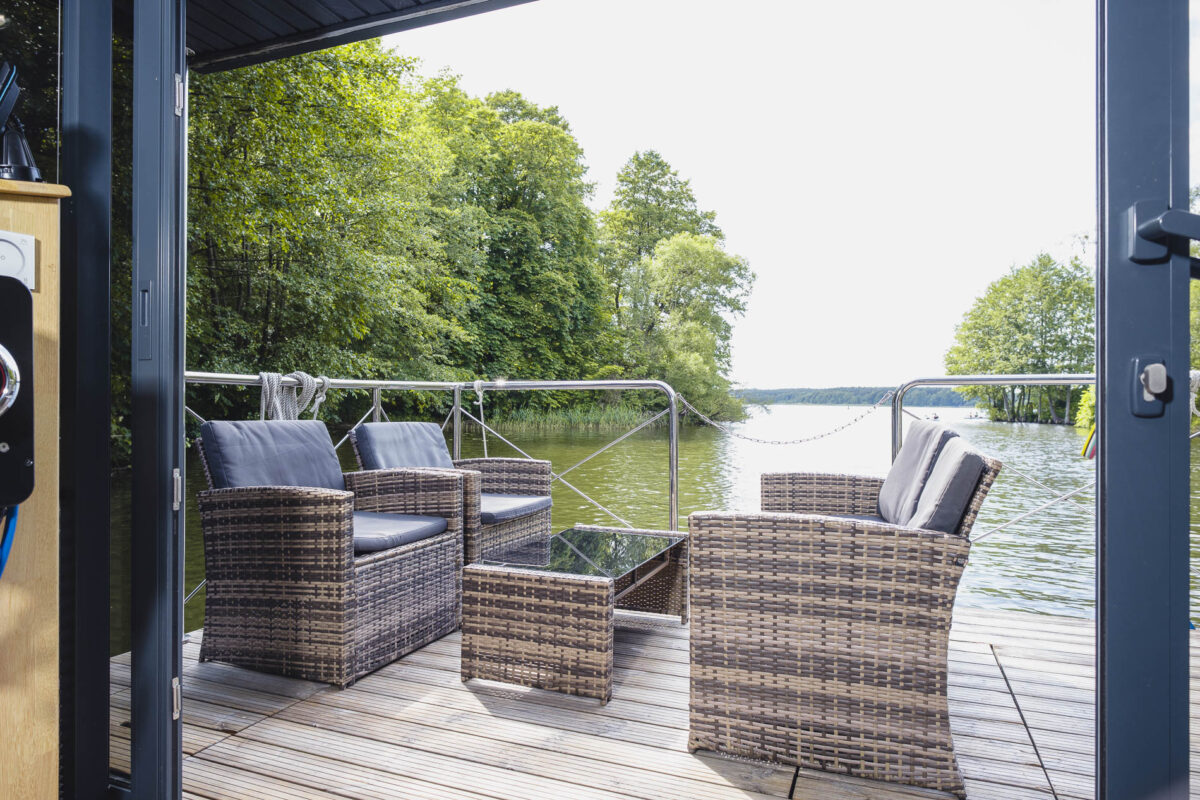 bugterrasse-lounge-boot-nizza