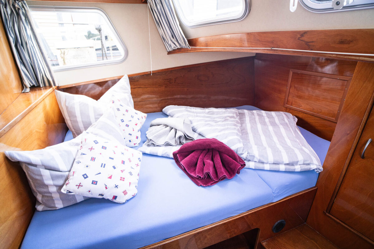 motoryacht-nana-bett-bugkabine-2