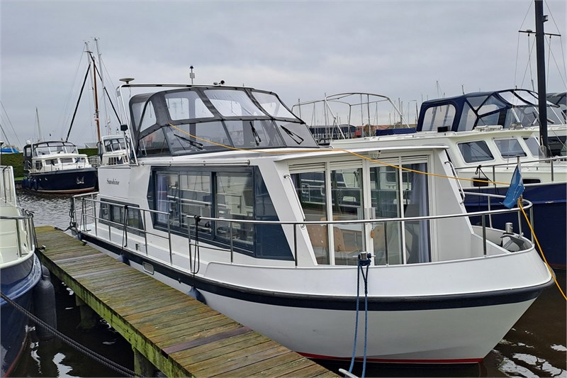 Sunshine_safari_houseboat_1050