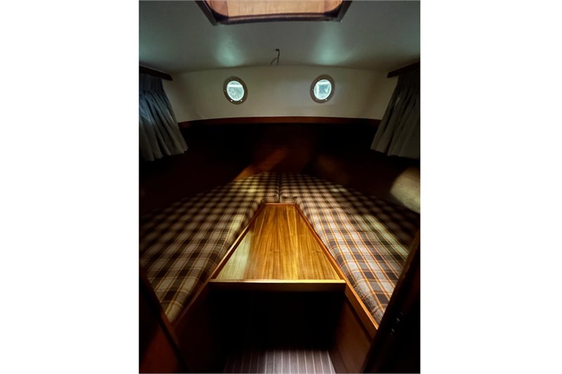 hausboot_martje_bett_bugkabine