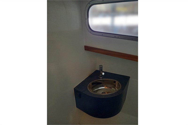 hausboot_martje_waschbecken