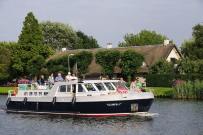 Boot Olympia Superkreuzer in Holland