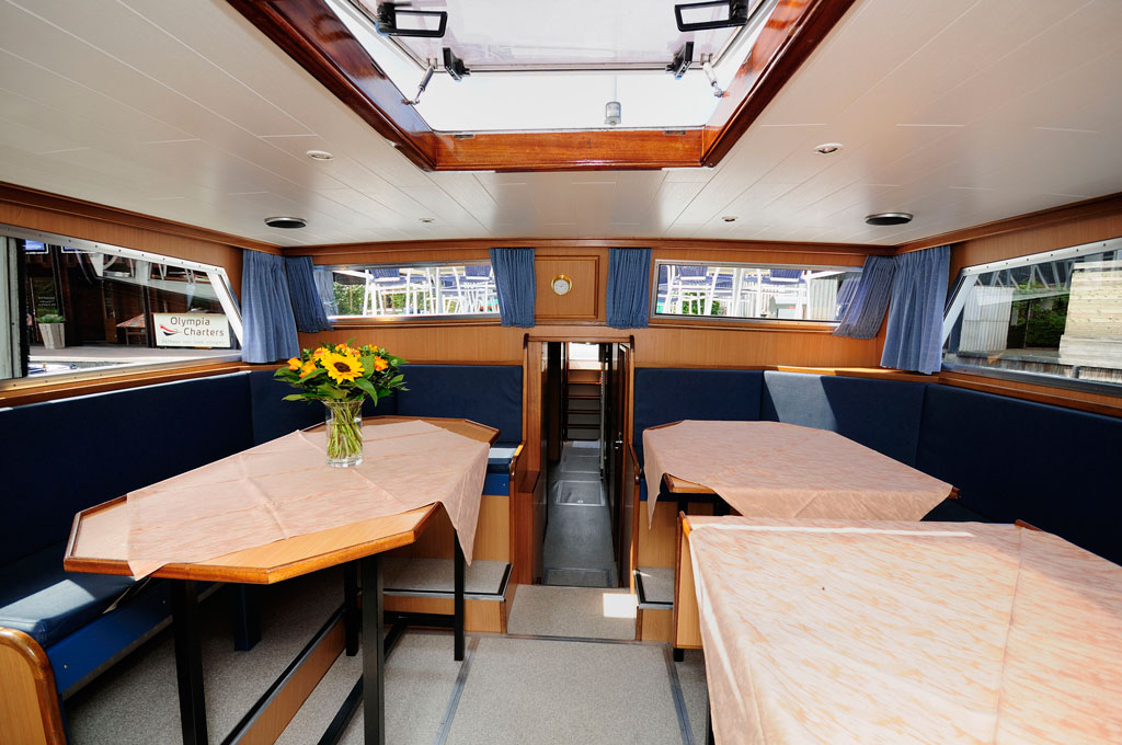 olympia-superkreuzer-salon