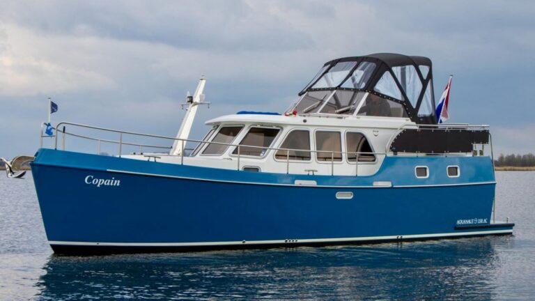 Motoryacht Copain - Yachtcharter Huibers