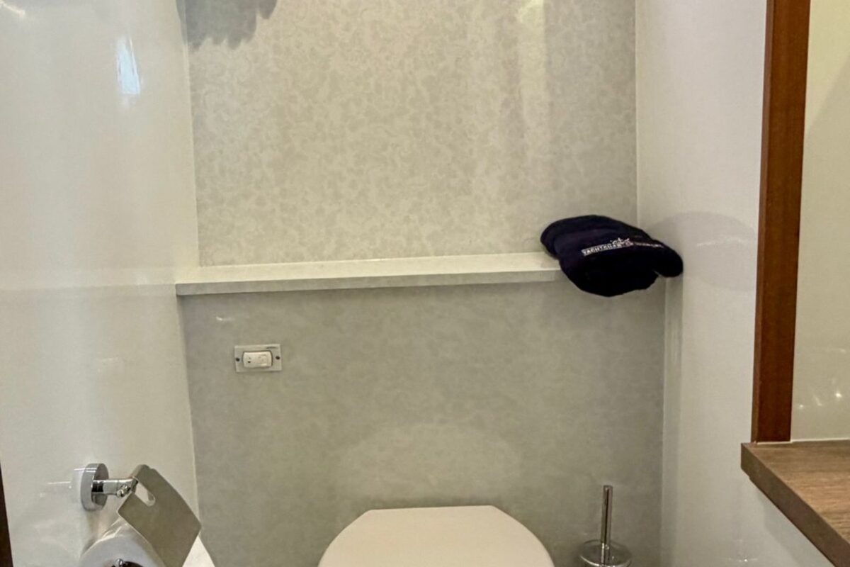 motoryacht_copain_toilette