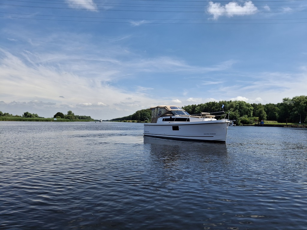 nexus_revo_cabrio_mackerel_friesland