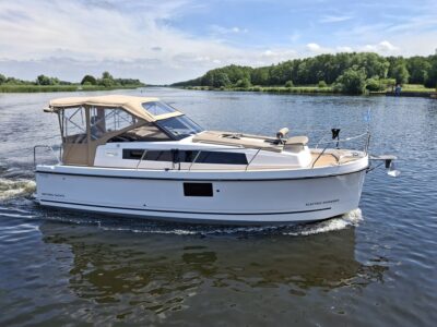 Nexus Revo 870 Cabrio - Elektroboot Mackerel von Natural Yachts