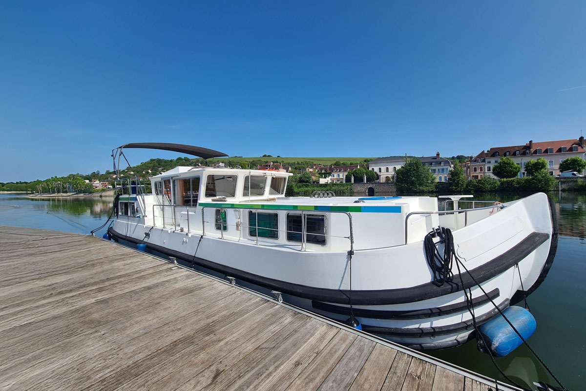 Am Steg angelegt Penichette Comfort 8/9