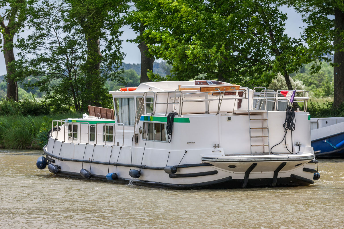 Heckansicht Penichette Comfort 8/9