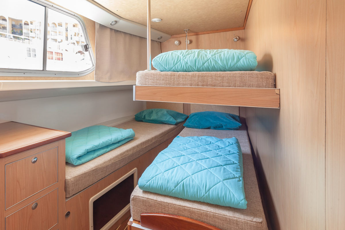 Penichette Premium 6/7 Kabine mit 3 Betten