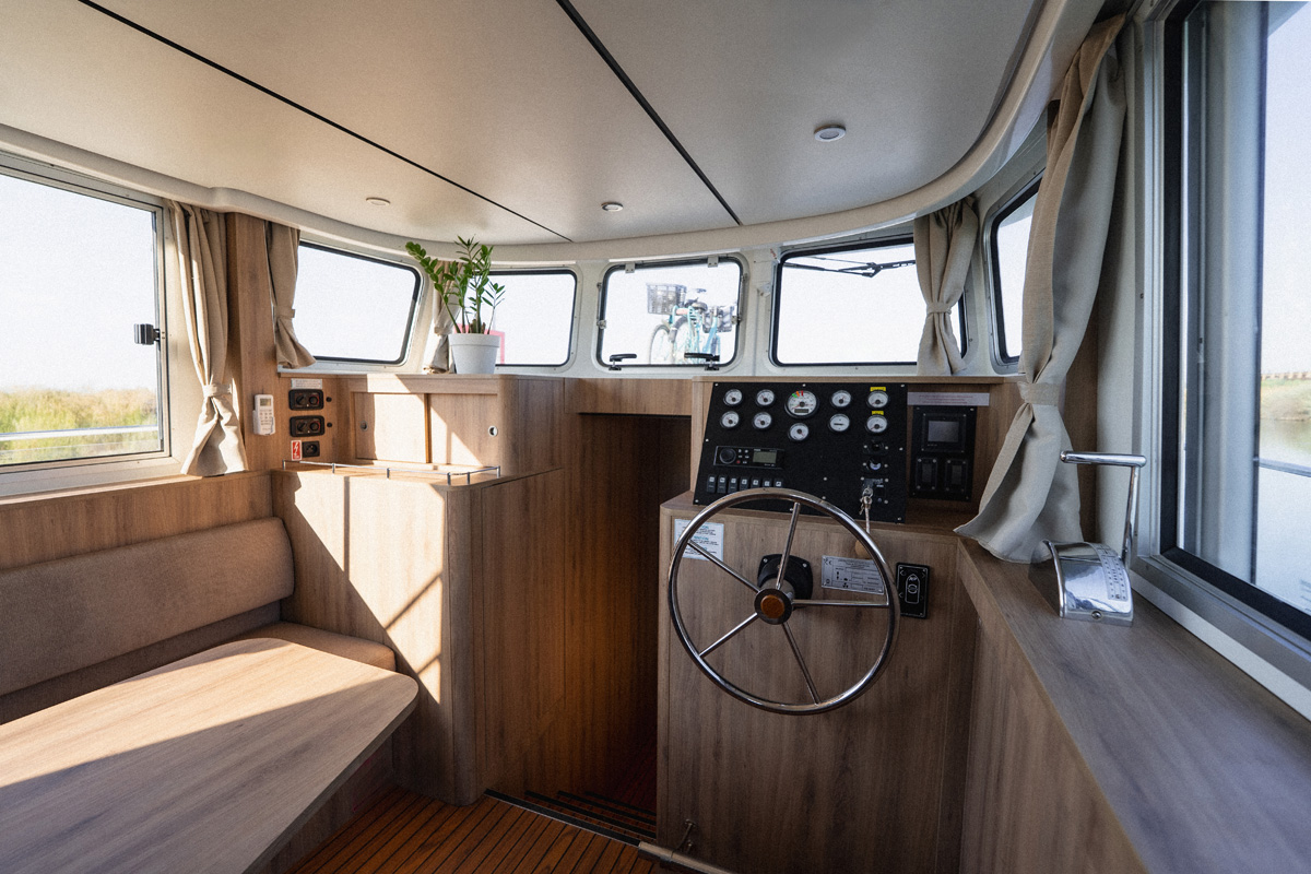 Innensteuerstand Penichette Premium PLUS 6