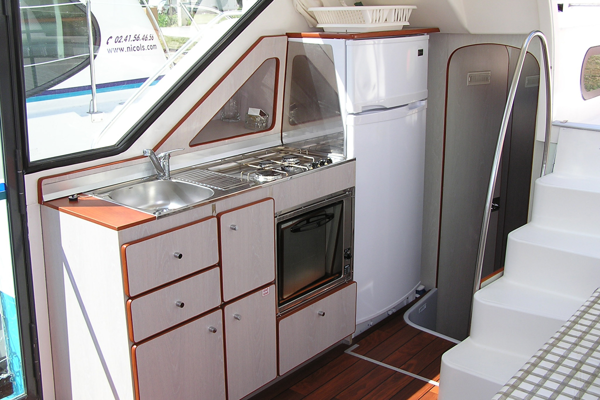 Beispiel Küche Cruiser Comfort 6/9