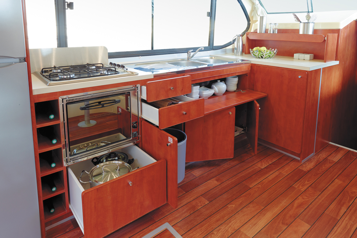 Stauraum Küche Cruiser Premium 6/8