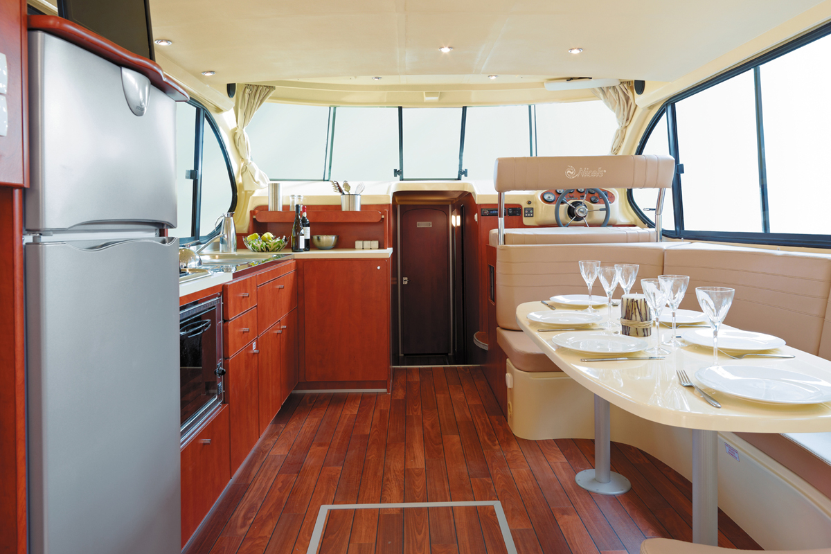 Salon Wohnen auf Cruiser Premium 6/8
