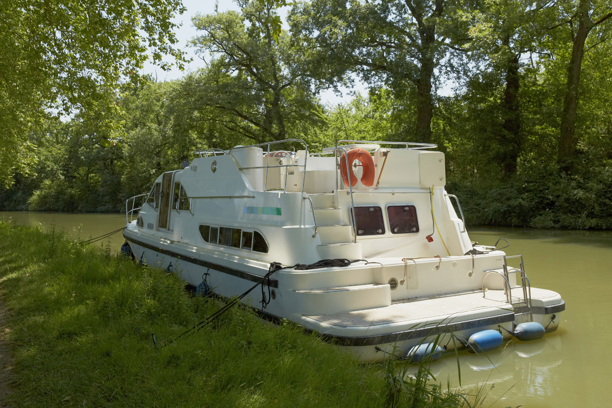 Angelegt am Steg Cruiser Premium 6 Pers.