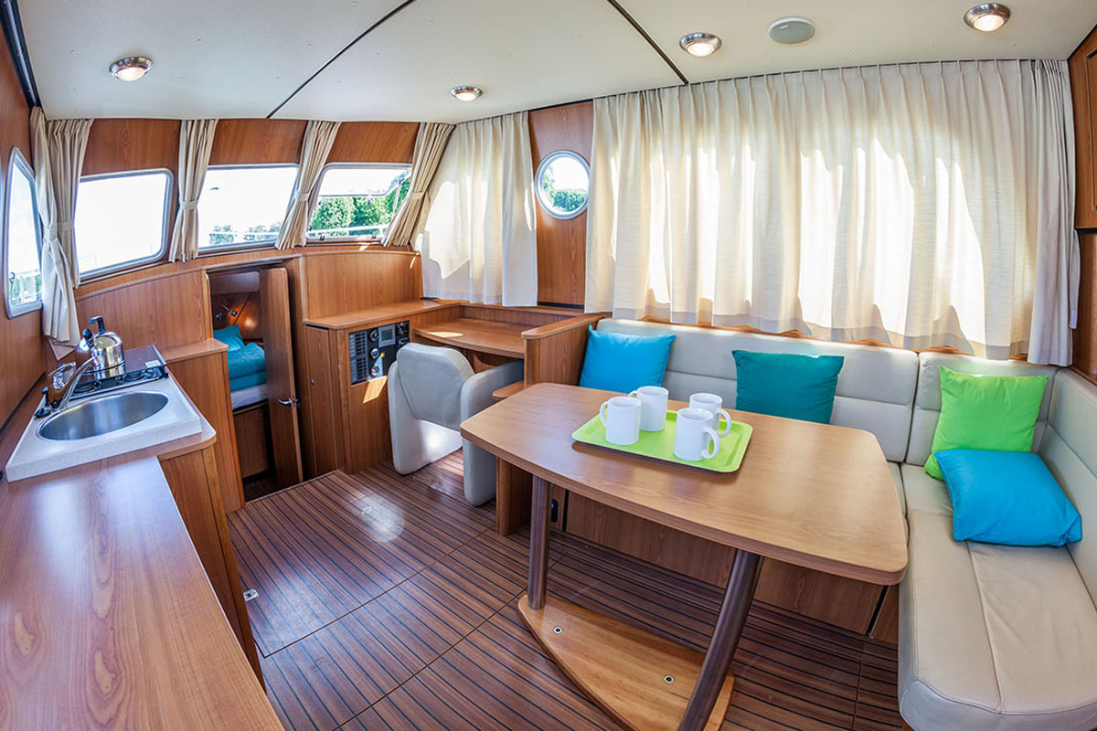 Salon Cruiser Premium Steel - Linssen Grand Sturdy 34.9.
